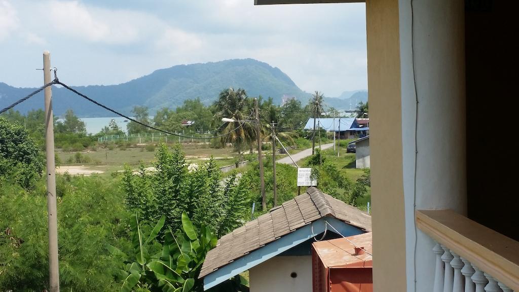 Hji Residensi Hotel Kuah Bagian luar foto